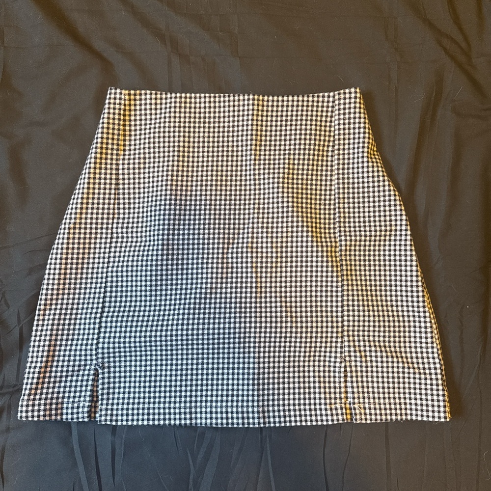 Brandy Melville Gingham Mini Skirt – One Size